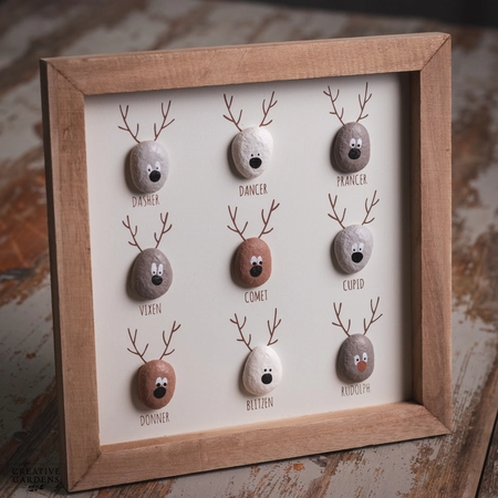 25cm Pebble Reindeer Plaque - image 2