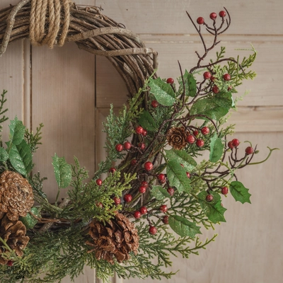 30cm Rattan Wreath with Berries & Pinecones - image 2