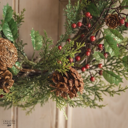 30cm Rattan Wreath with Berries & Pinecones - image 3