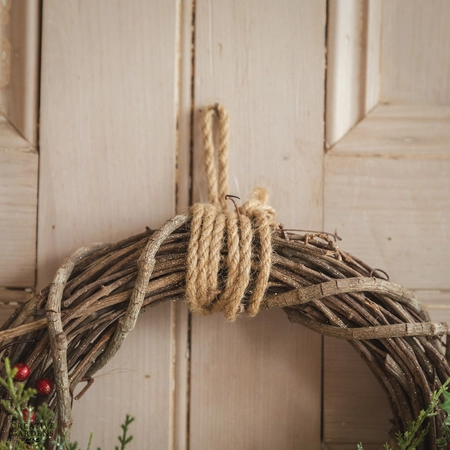 30cm Rattan Wreath with Berries & Pinecones - image 4