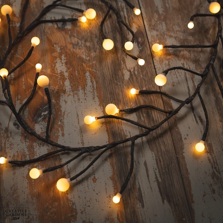 60 LED Berry Garland 2.4m - image 2