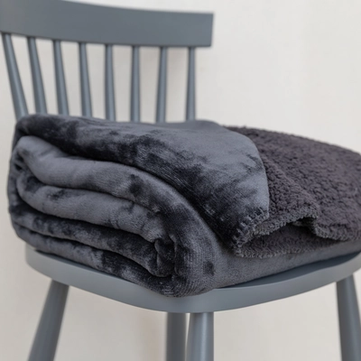 Creative Gardens Cosy Throw - Black - image 2