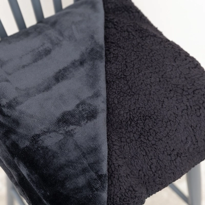 Creative Gardens Cosy Throw - Black - image 3