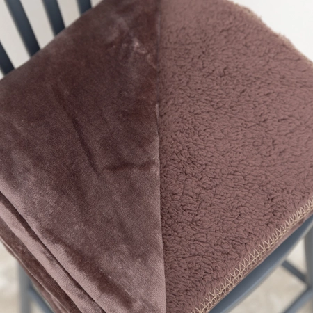 Creative Gardens Cosy Throw - Coffee - image 3