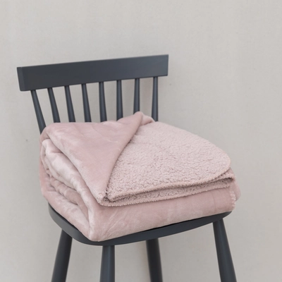 Creative Gardens Cosy Throw - Light Pink