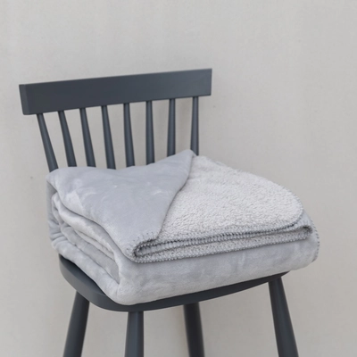Creative Gardens Cosy Throw - Silver