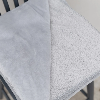 Creative Gardens Cosy Throw - Silver - image 3