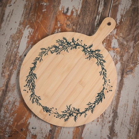 Cutting Board Bamboo with Wreath Pattern - image 1