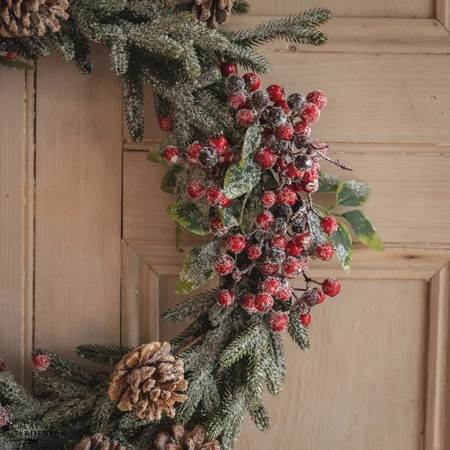 Everland Frosted Red Berry Wreath 60cm - image 3