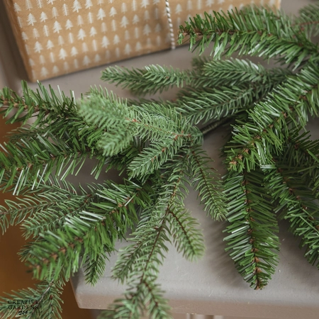 Everland Greenhill Garland 1.8m - image 2
