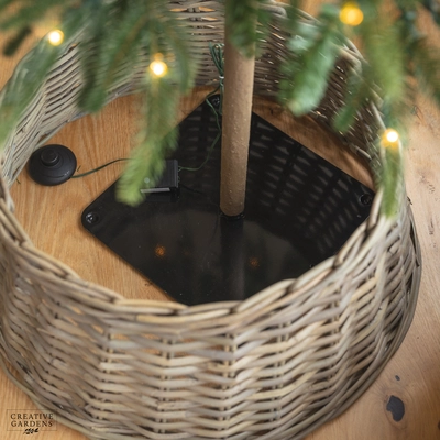 Everlands 7ft Pre-Lit Slim Alpbach Christmas Tree 220 LED - image 5