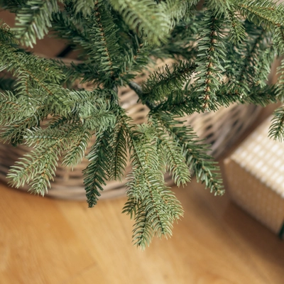Everlands Allison Pine Artificial Christmas Tree
