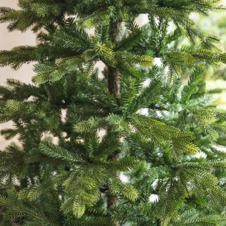 Everlands 8ft Galloway Spruce Christmas Tree - image 2
