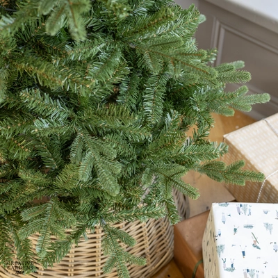 Everlands 8ft Killington Fir Christmas Tree - image 3