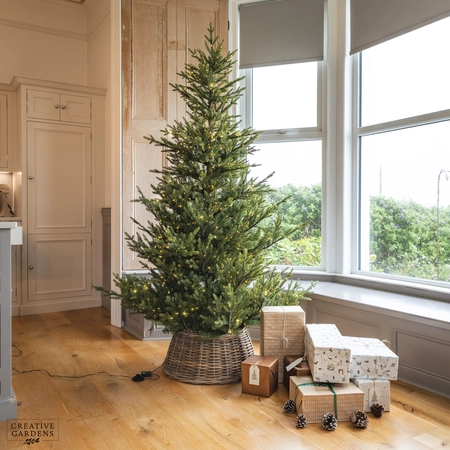 Everlands Norway Spruce 7ft Premium Pre Lit Christmas Tree