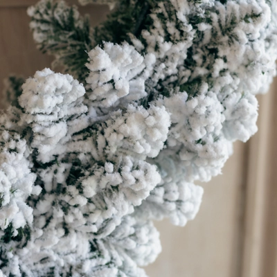 Everlands Snowy Heart Wreath 50cm - image 4