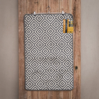 Geo Soft Loop Grey & White Mat - 90cm x 57cm