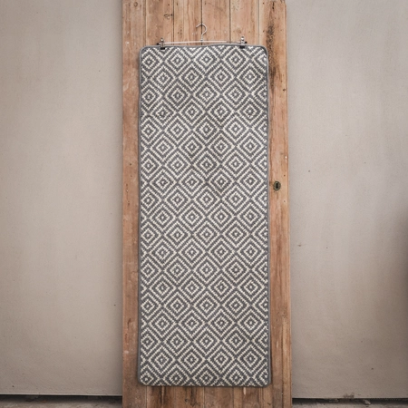 Geo Soft Loop Light Grey & White Geometric Runner - 150cm x 57cm - image 1