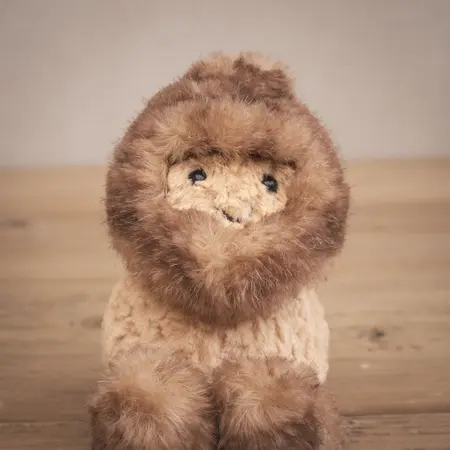 Jelly Cat Amuseables Peanut Yeti Outfit