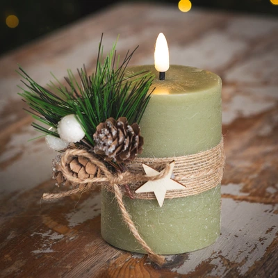 LED Candle with Leaf Décor - 13cm - Green