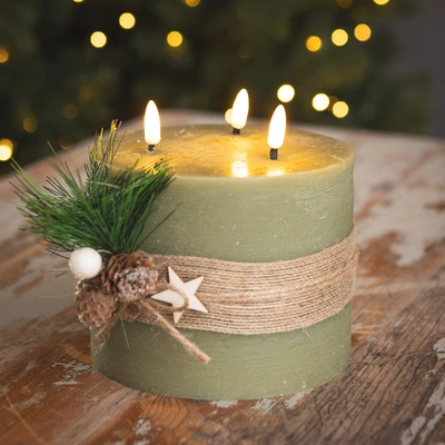 LED Candle with Leaf Décor - 15cm - Green