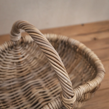 Oval Trug With Hoop Handle - image 5