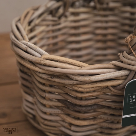 Picnic Basket with High Handle - image 3