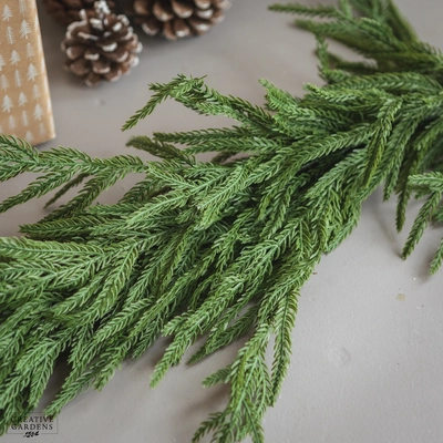 Premier Decorations Natural Touch Garland 2.7m - image 2
