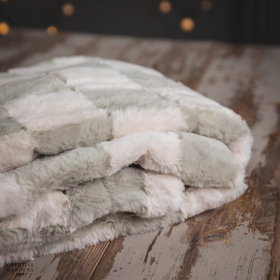 Throw Polyester - image 2