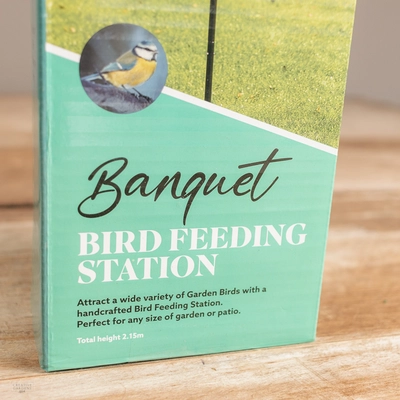 Tom Chambers Banquet Bird Feeding Station - image 2