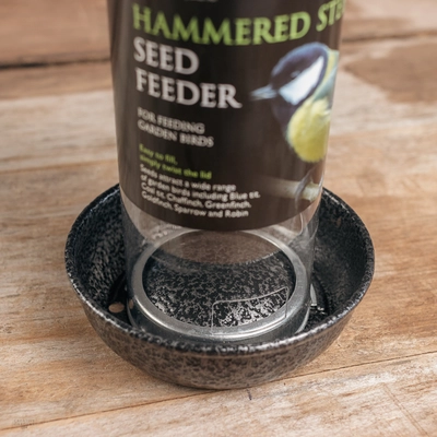 Tom Chambers Hammered Steel Seed Feeder - 2 port - image 2