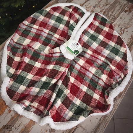 Tree Skirt Check - image 1