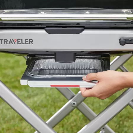 Weber Traveler Gas Barbecue - Black - image 5