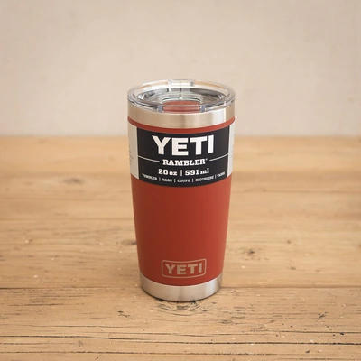 YETI Rambler 20 Oz Tumbler - Stag Red