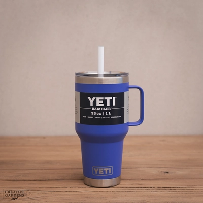 YETI Rambler 35 Oz Straw Mug - Ultra Marine Violet