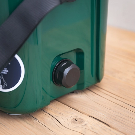 YETI Roadie 15 - Black Forest Green - image 5