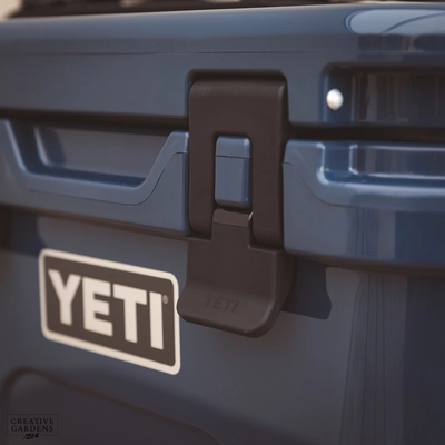 YETI Roadie 15 - Navy - image 6