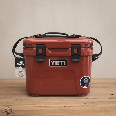 YETI Roadie 15 - Stag Red - image 1