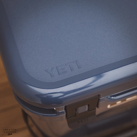 YETI Roadie 24 - Navy - image 7