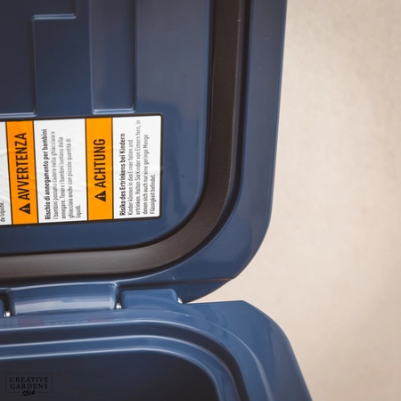 YETI Roadie 24 - Navy - image 8