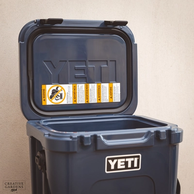 YETI Roadie 24 - Navy - image 9
