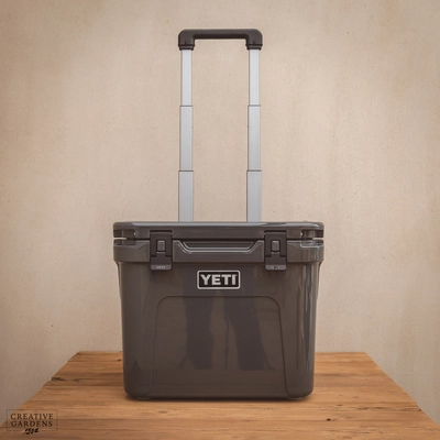 YETI Roadie 32 - Charcoal - image 2