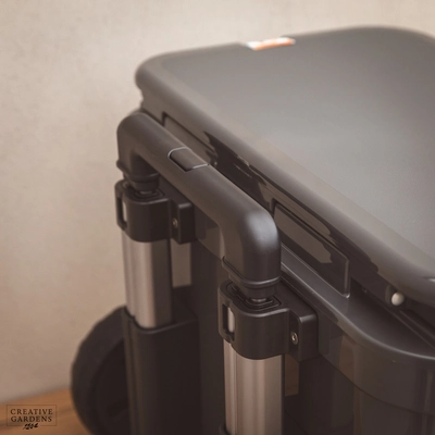 YETI Roadie 32 - Charcoal - image 6