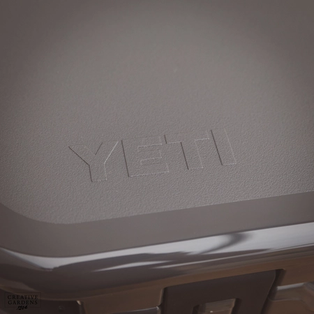 YETI Roadie 32 - Charcoal - image 9